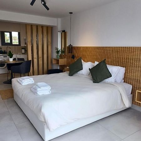 Terrazza Suites Paphos Bagian luar foto