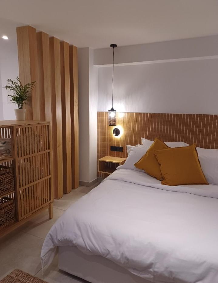 Terrazza Suites Paphos Bagian luar foto