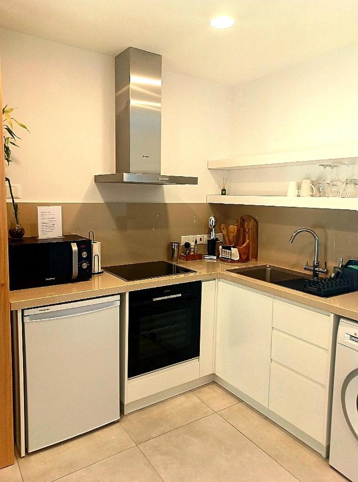 Terrazza Suites Paphos Ruang foto