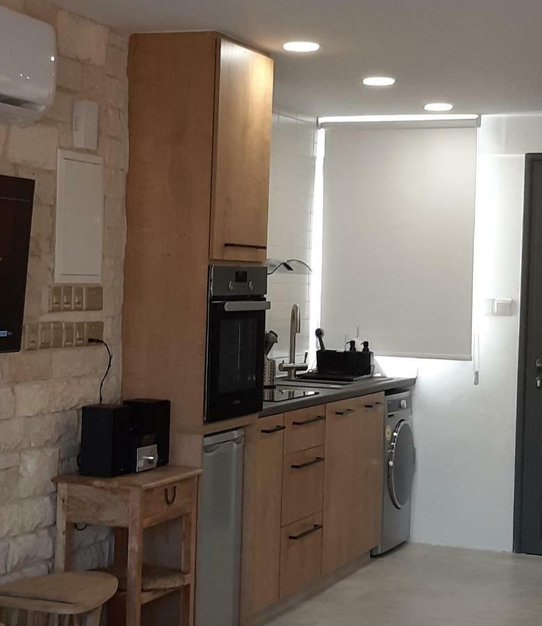 Terrazza Suites Paphos Bagian luar foto